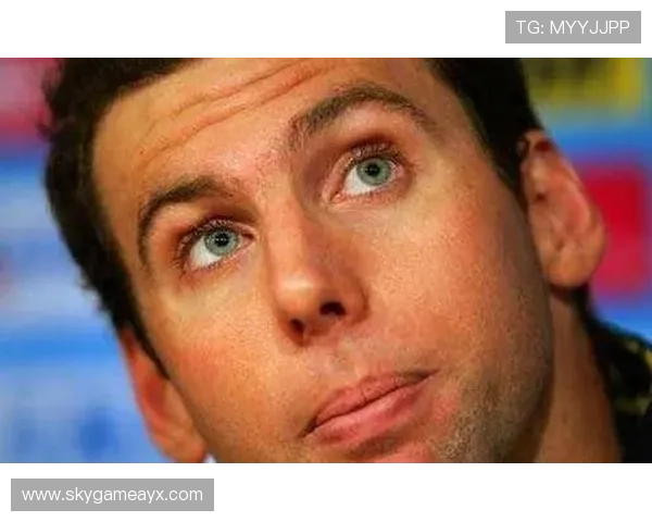 格兰特·哈克特：从游泳之王到公益先锋的传奇转型